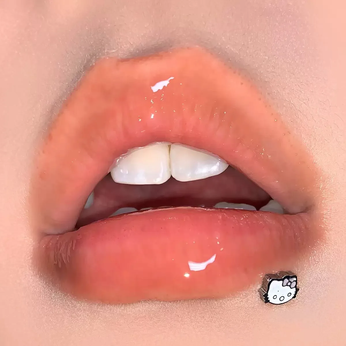 Hello Kitty Lip Jewelry - alternate view