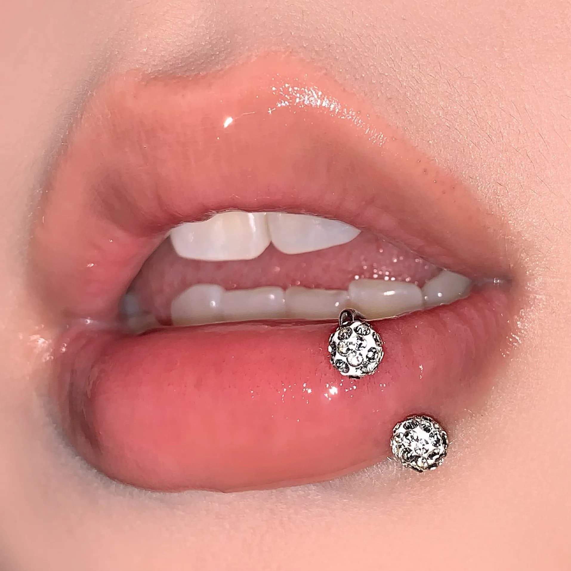 Sparkling Diamond Lip Ring