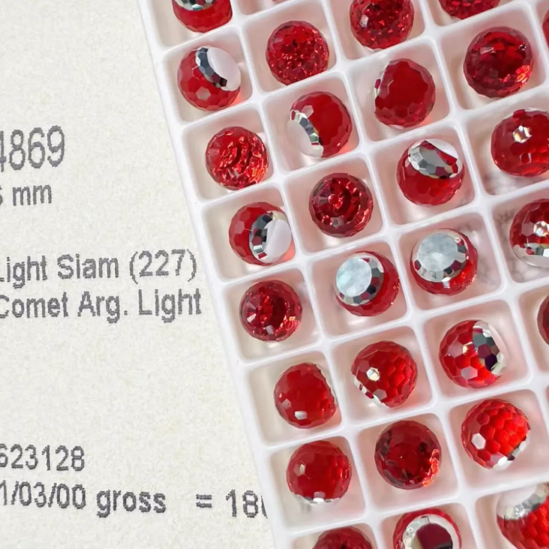 Red Disco Ball Tongue Stud thumbnail 3